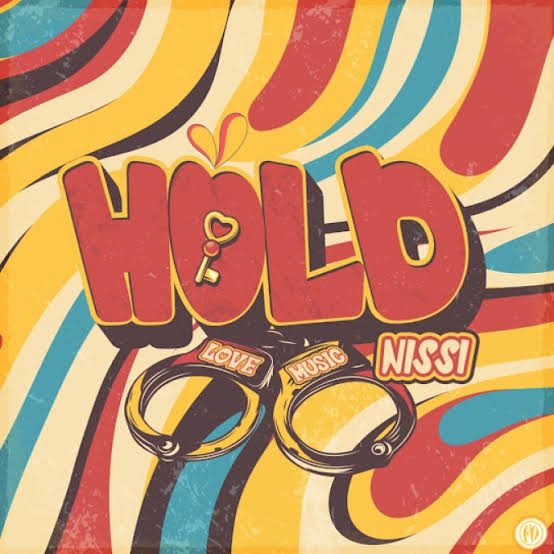 Nissi-Hold-1.jpg