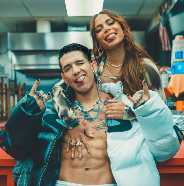 Lenny-Tav-rez-Anitta-QUE-VAMO-HACER-1.jpeg