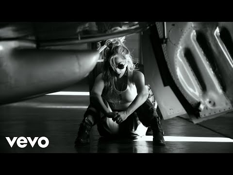 Lady-Gaga-Hold-My-Hand-Maverick-1.jpg