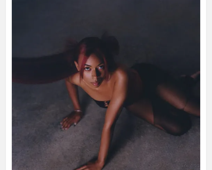 Ravyn-Lenae-Venom-1.jpg